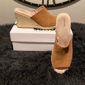 Sonoma cushioned whiskey wedge